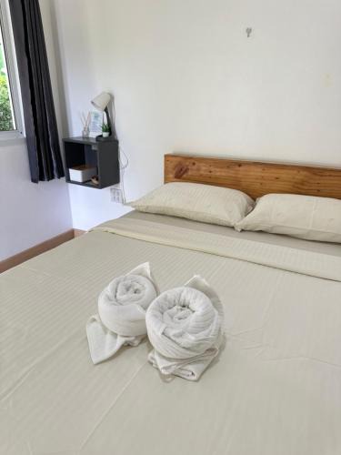 U Thong Hotel | โรงแรมซุนเซนโฮมแอนด์คาเฟ่