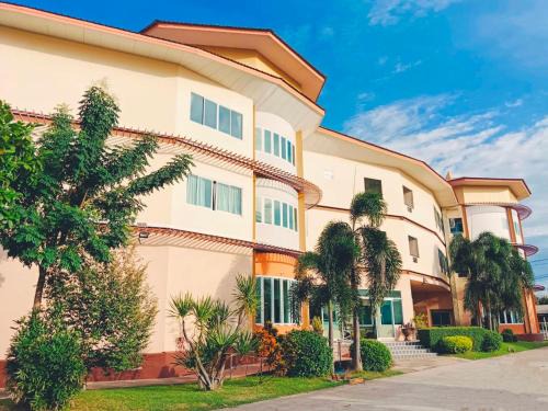 Chaiyaphum Hotel | โรงแรมพาราไดซ์ เรสซิเดนซ์ Paradise Residence & Hotel