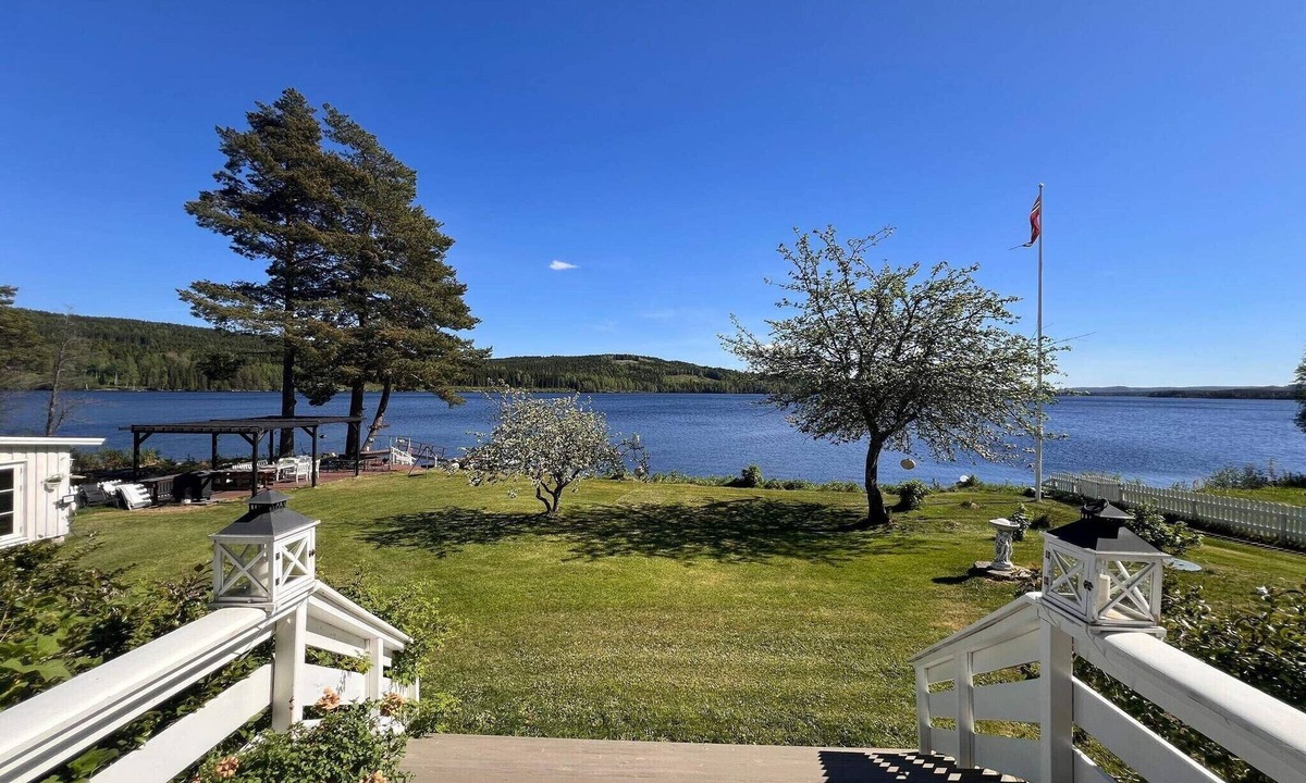 Nes House | 10 person holiday home in Årnes