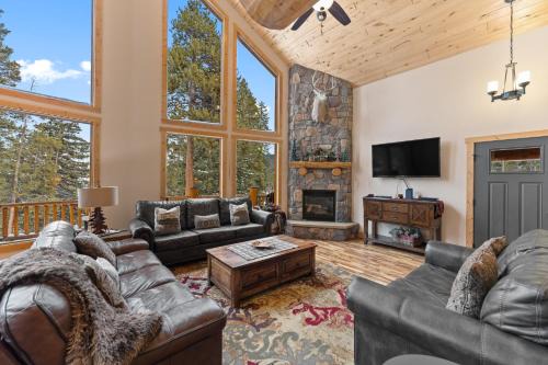 Blue River Villa | 14 Miners Court
