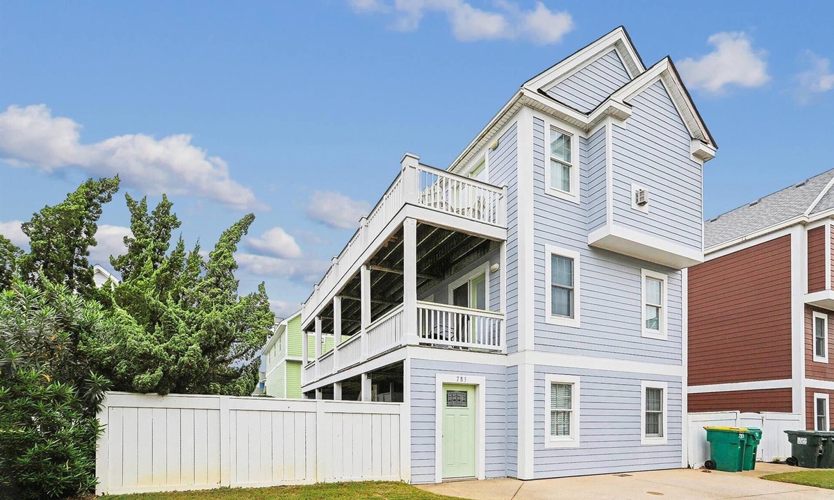 Buck Island Apartment | 1606 - Shades of Sand - Corolla Escape w/Hot Tub & Community Pool