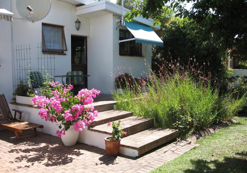Voelklip House | 168 Sixth Street