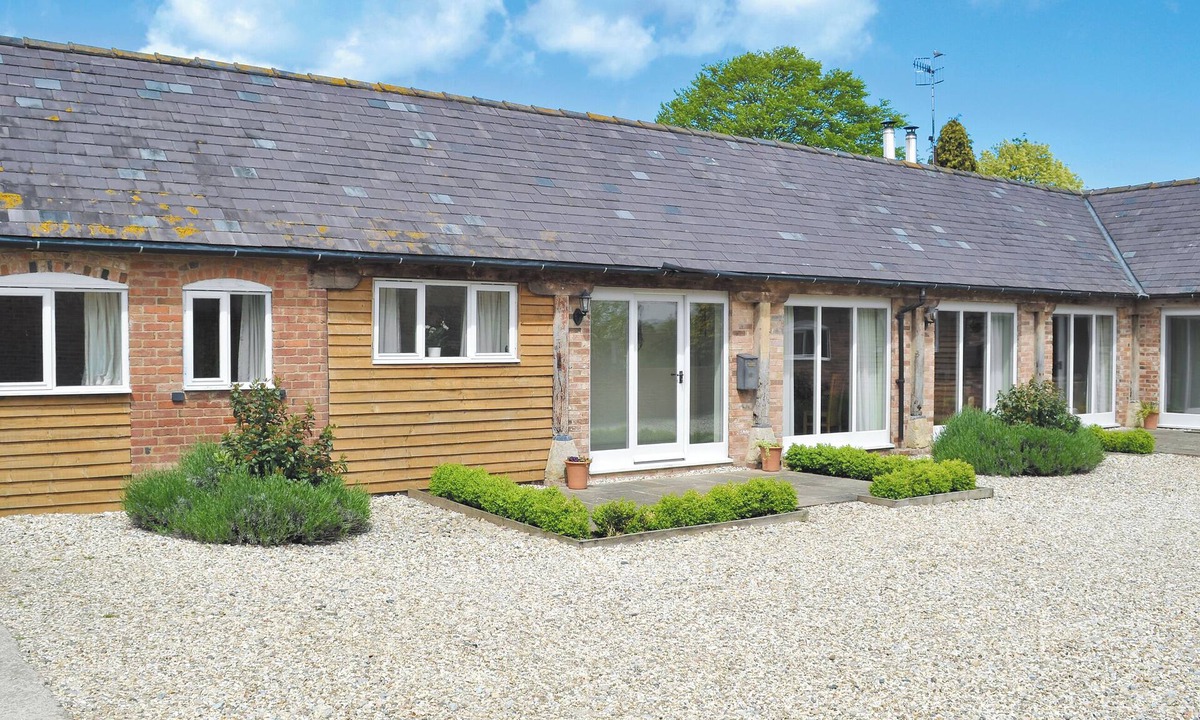 Whitchurch Cottage | 2 bedroom accommodation in Crimscote, near Newbold