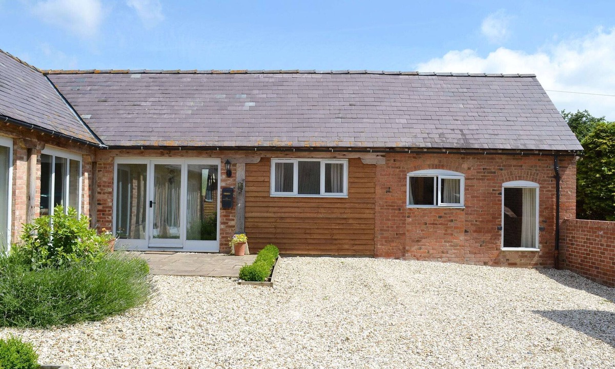 Whitchurch Cottage | 2 bedroom accommodation in Crimscote, near Newbold