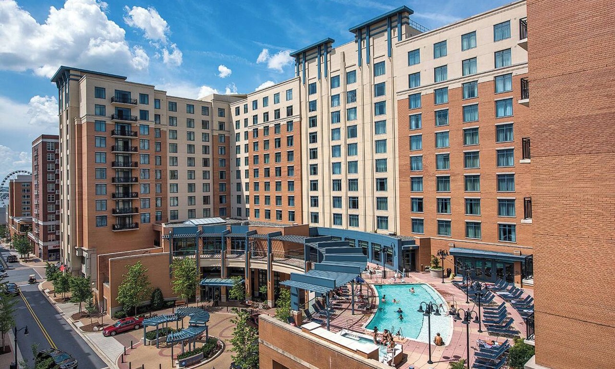 National Harbor Hotel | 2 BR at National Harbor -Rooftop + Indoor Pools. 25% Deposit to Book!