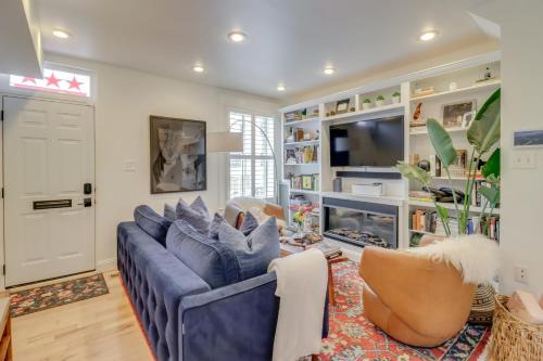 Le Droit Park House | 2 Mi to National Mall: Stunning Townhome w/Patio!
