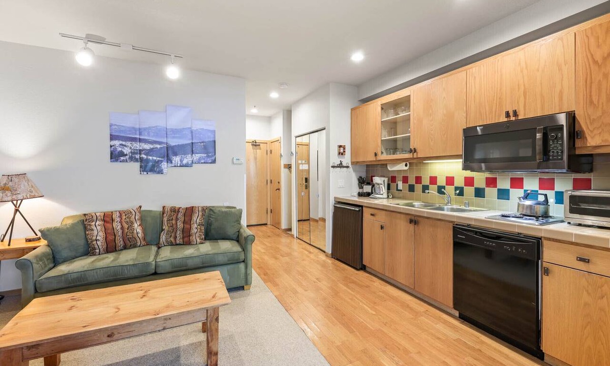 Olympic Valley Condo | 248 | Chill King Studio - Tubs, Sauna & Serenity