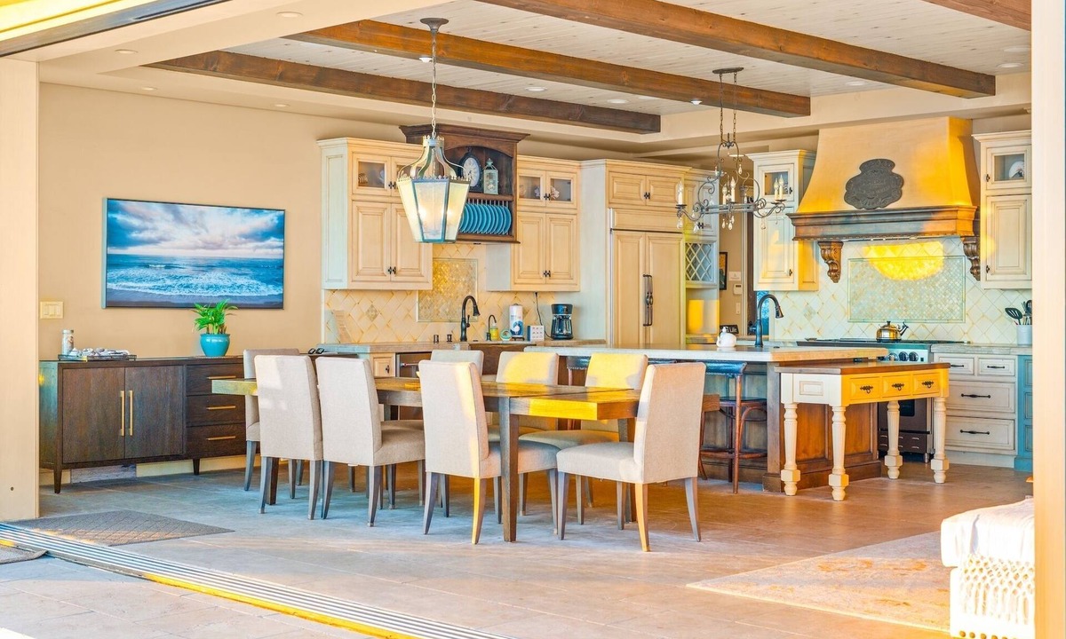 Mussel Shoals House | 25%Off Aug 19&20 On The Sand, Ocean Views, Jacuzzi