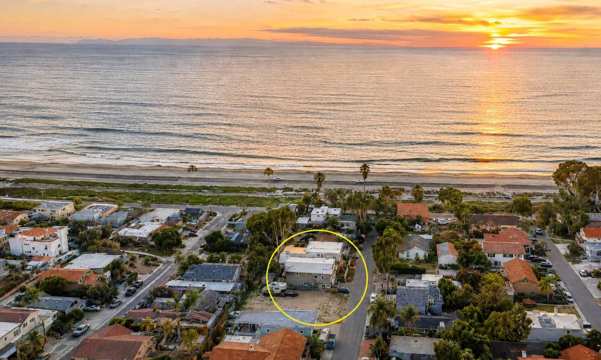 La Conchita House | 25% Off July 17-19 Great For Families Walk 2 Beach