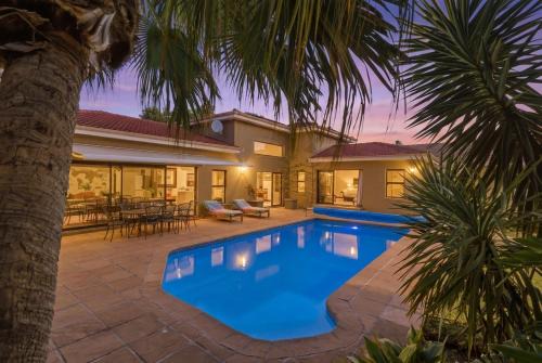 Strand House | 28 On Union Luxury
