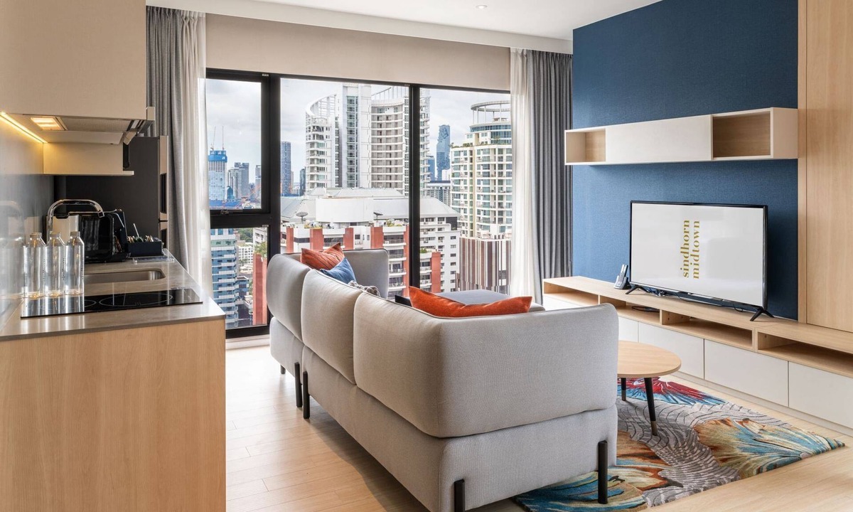 Chidlom Condo | 2BR/Midtown/Sky/Monthly