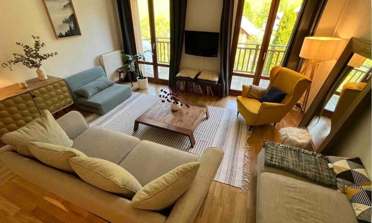Montmin Apartment | 3-room apartment with mountain views, between the lake and hiking trails - Talloires