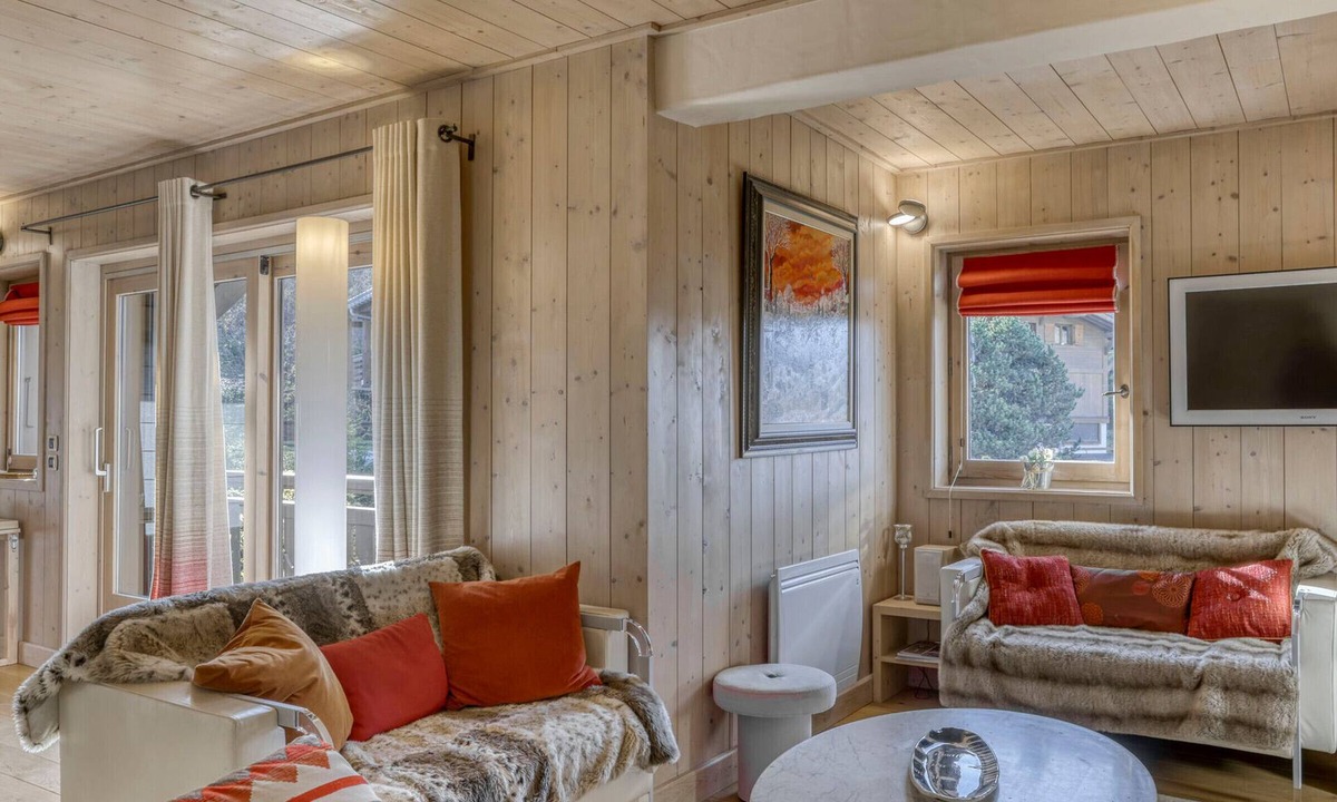 Megeve Apartment | 4-Bed Apartment with Wifi and Parking - Megève Center