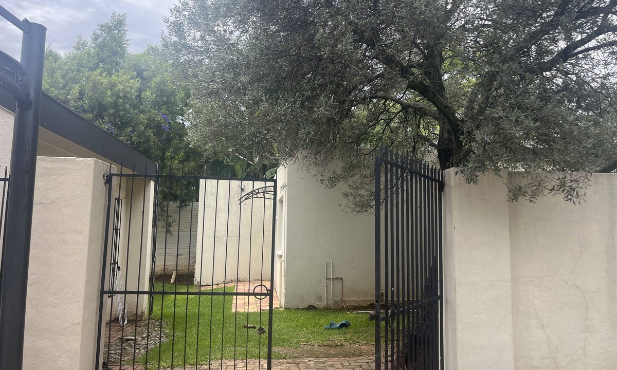 Kew Cottage | 4th Road accommodation