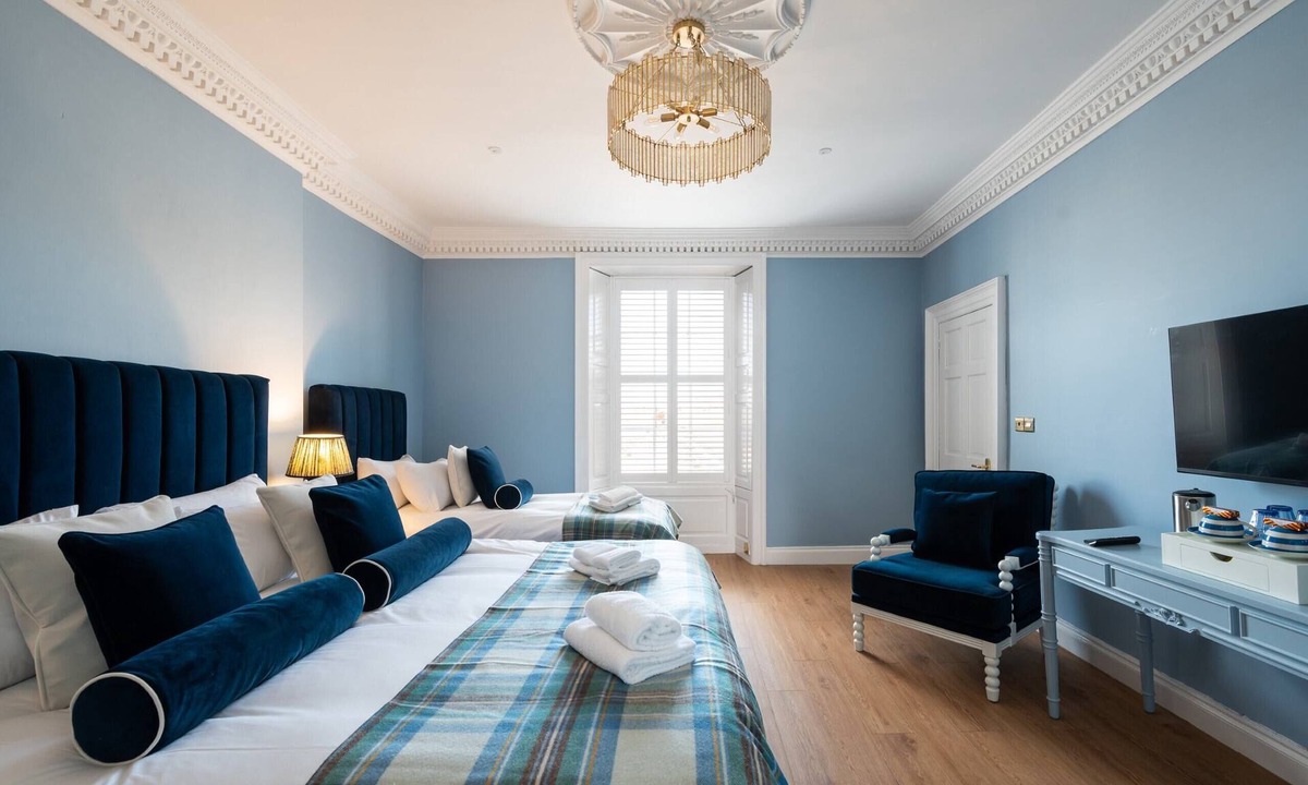 New Town House | 53 Frederick Street - Room 11