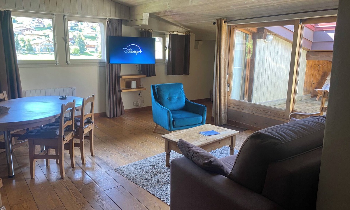 Demi-Quartier Apartment | 71m² apartment near Megève, 180m from 🚠 La Princesse, parking, ski room