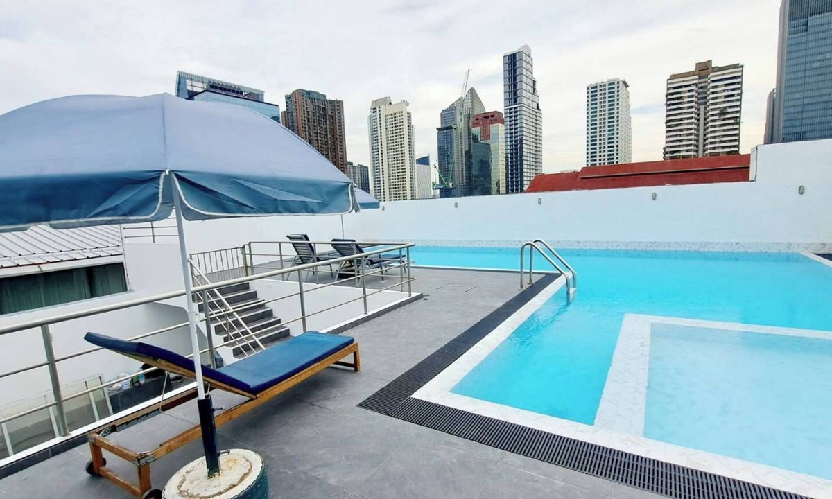 Khlong Toei Nuea Condo | 7B 5 Bedrooms Penthouse Downtown Serviced Apartment with shared Pool