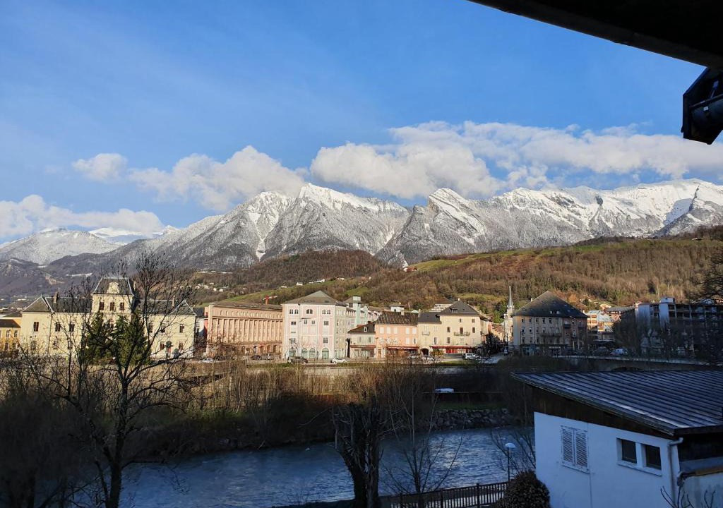 Albertville Apartment | 8 personnes, spacieux tout-confort à Albertville