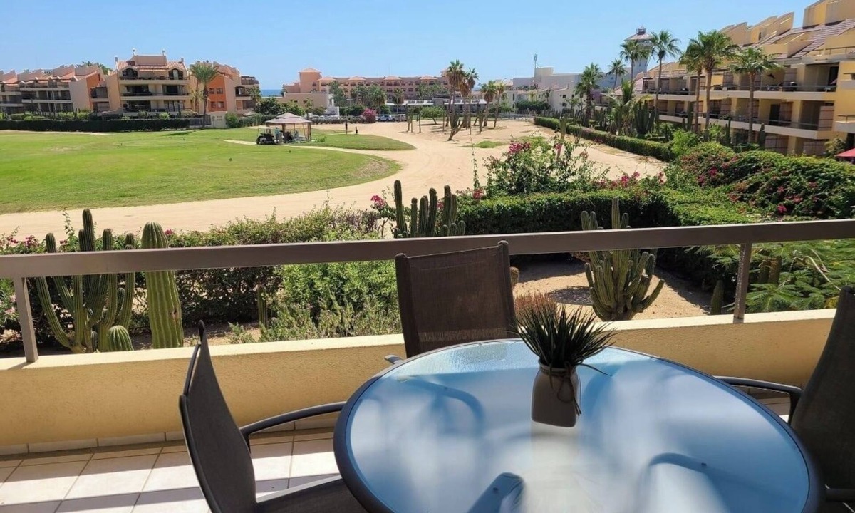 San Jose del Cabo Condo | Across from the Beach - A favorite of Annual Visitors and First time guests.