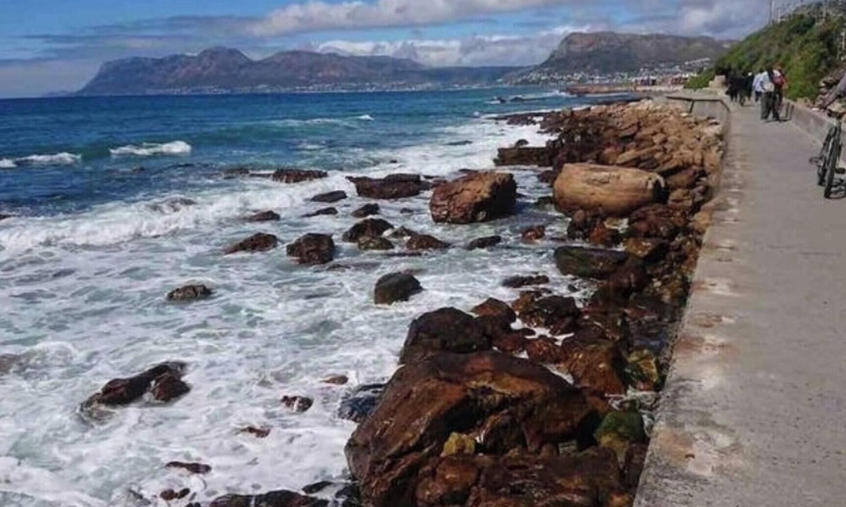 Cape Town Apartment | Adventure Cape Town 1