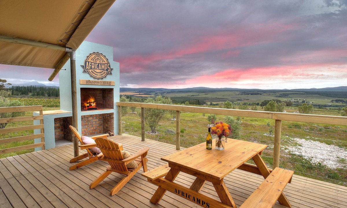 Stanford Cabin | AfriCamps at Stanford Hills Estate- Glamping