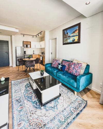 Century City Apartment | Agape Apartment On park Century