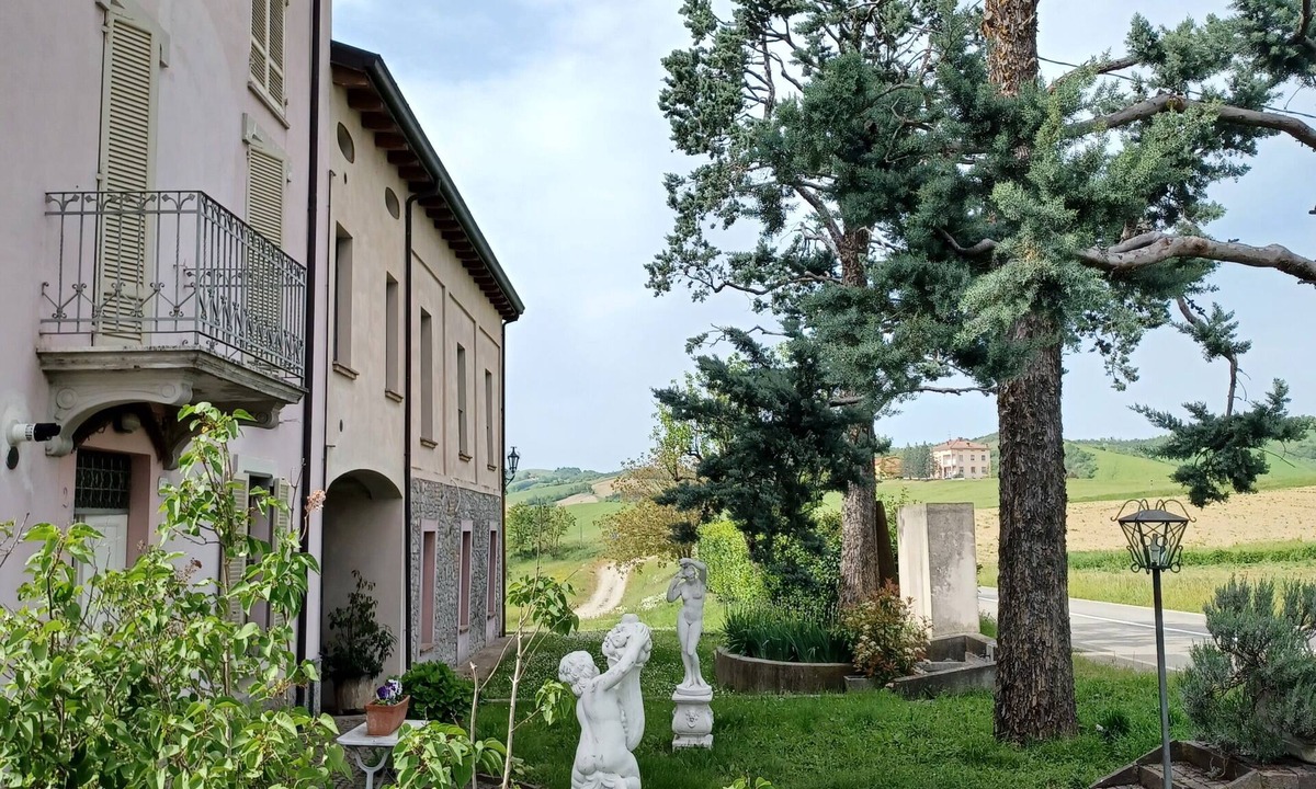 Fornovo di Taro House | AGRITURISMO CASA DELLE VIOLE