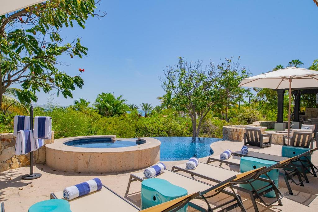 Palmilla Villa | Amazing 5bd Villa Del Mar Villa with Full Staff and Steps from the Beach