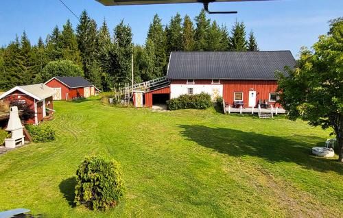 Valer Apartment | Amazing Apartment In Braskereidfoss With Wifi