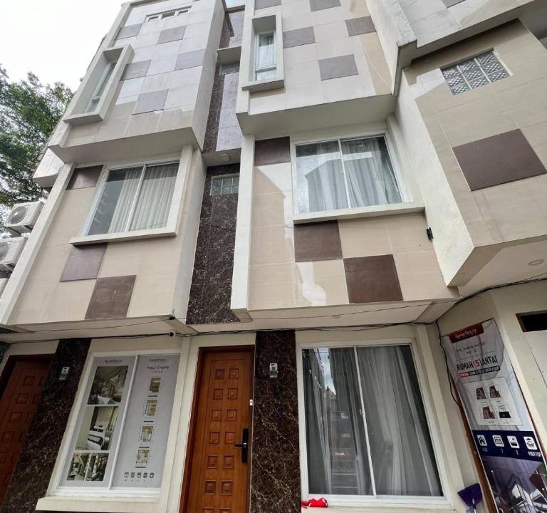 Gandaria-selatan Hotel | Aparthouse Crystal