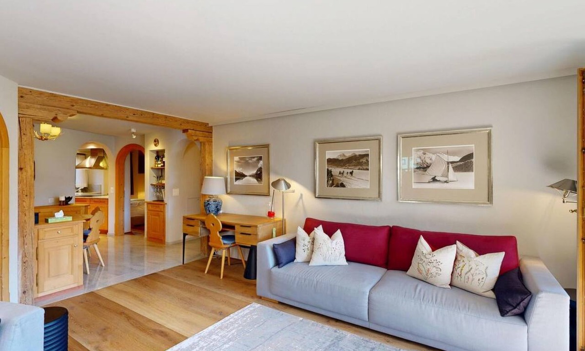 Champfer Apartment | Apartment Üerts - Hochwertige Wohnung mit Balkon und Aussicht in Champfèr by Interhome