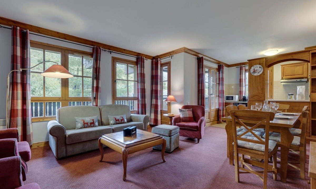Arc-1950 Apartment | Apartment Arc 1950 Ski-In/Ski-Out with Pools and Jacuzzi