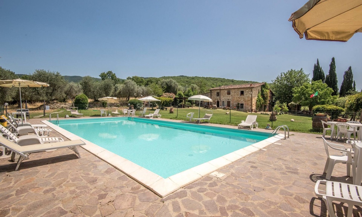Castiglion Fibocchi Apartment | Apartment "Bilocale Cavaliere" with Shared Pool & Wi-Fi