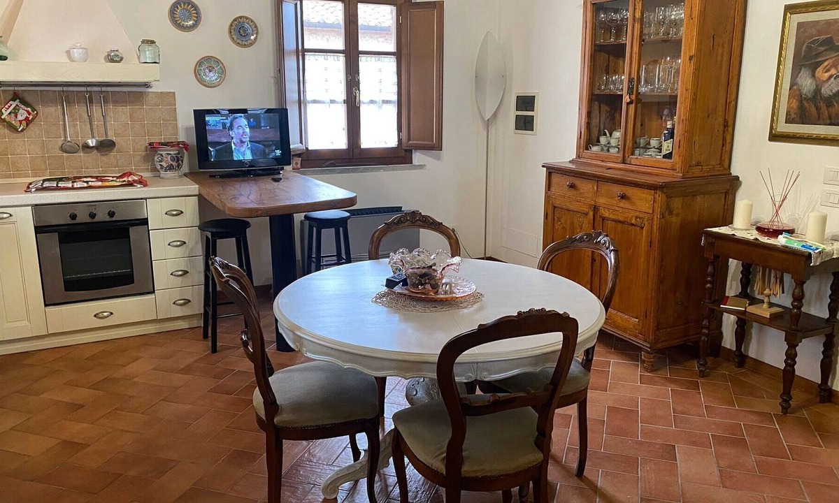 Gaiole in Chianti Apartment | Apartment in Gaiole In Chianti with 1 bedrooms sleeps 4