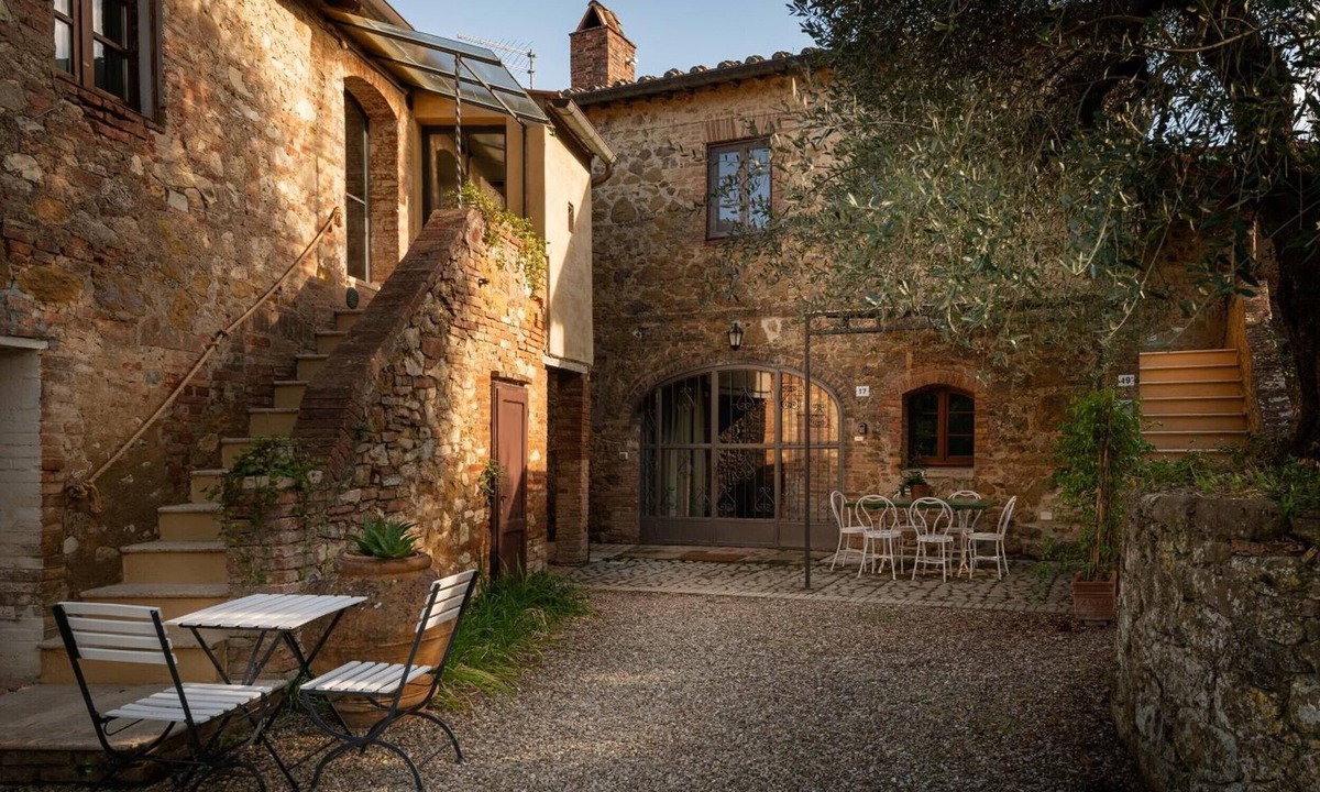 Ponte di Gabbiano Apartment | Apartment 'La Banditina' with Private Terrace, Wi-Fi and Air Conditioning