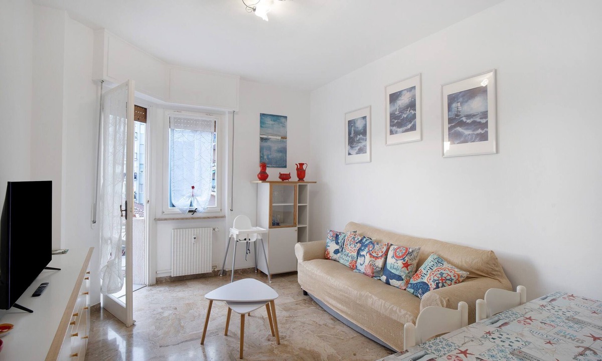 Albenga Apartment | Apartment 'Mary 43 6' with Private Terrace, Balcony and Wi-Fi
