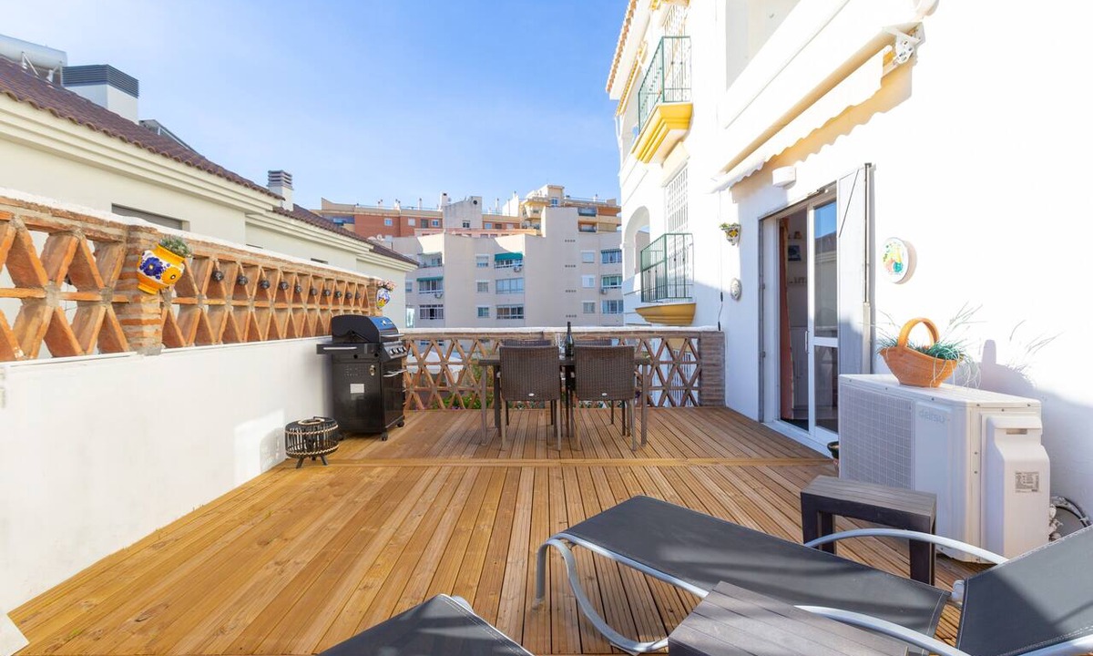 Torreblanca Apartment | Apartment "Urbanización Casablanca" with Shared Pool, Wi-Fi, A/C, Terrace & Garden