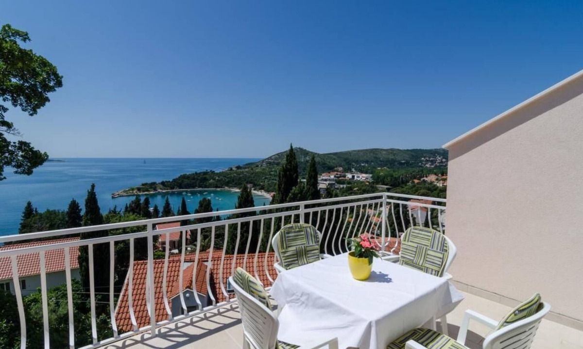 Mlini Apartment | Apartments Marmo - Deluxe One Bedroom Apartment with Balcony and Sea View
