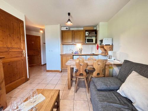 Flumet Apartment | Appartement chaleureux au pied des pistes avec parking, pour 4-6 personnes - FR-1-505-61