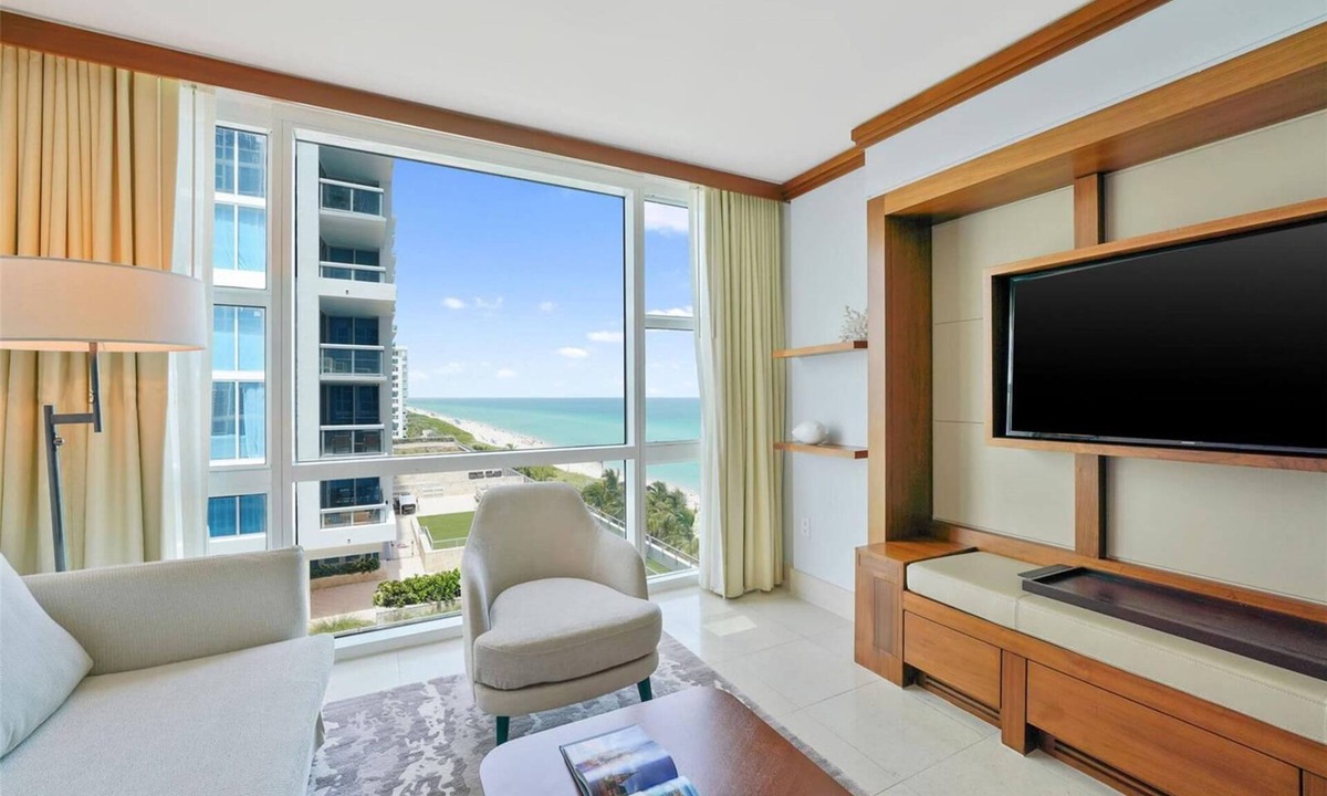 North Beach Condo | Aquavita - Luxury Miami Beach Condo at The Carillon