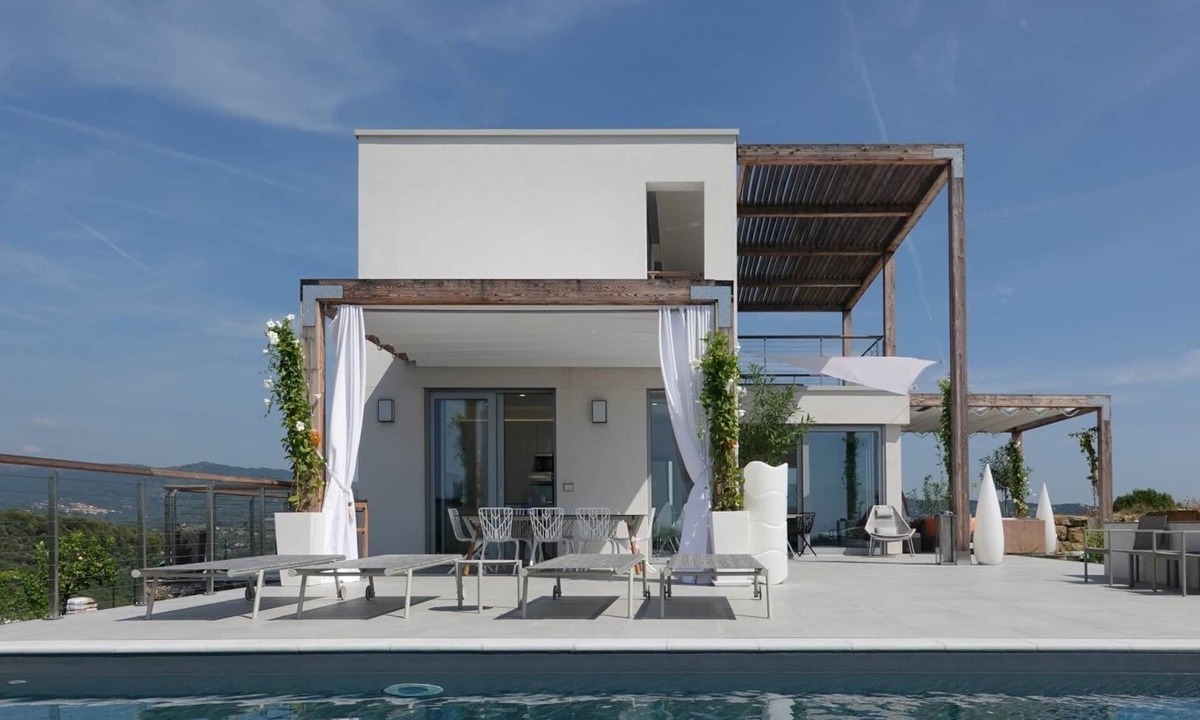 Torrazza Villa | Architecturally designed luxury Villa - Casa del Cielo