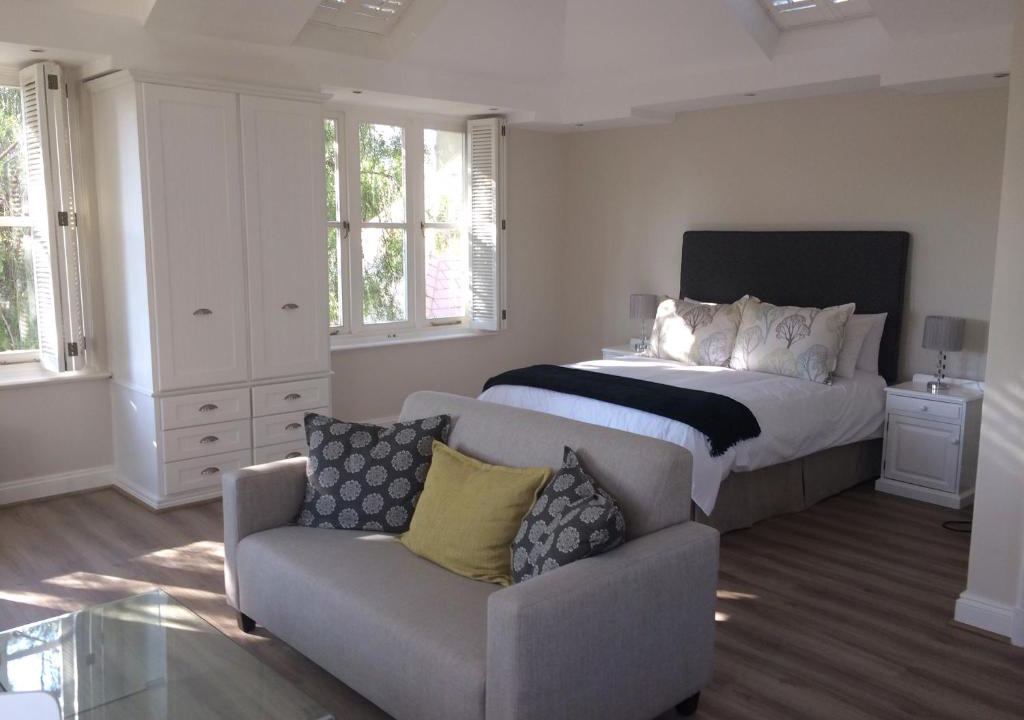 Greater Johannesburg Metropolitan Area Apartment | Atholanda