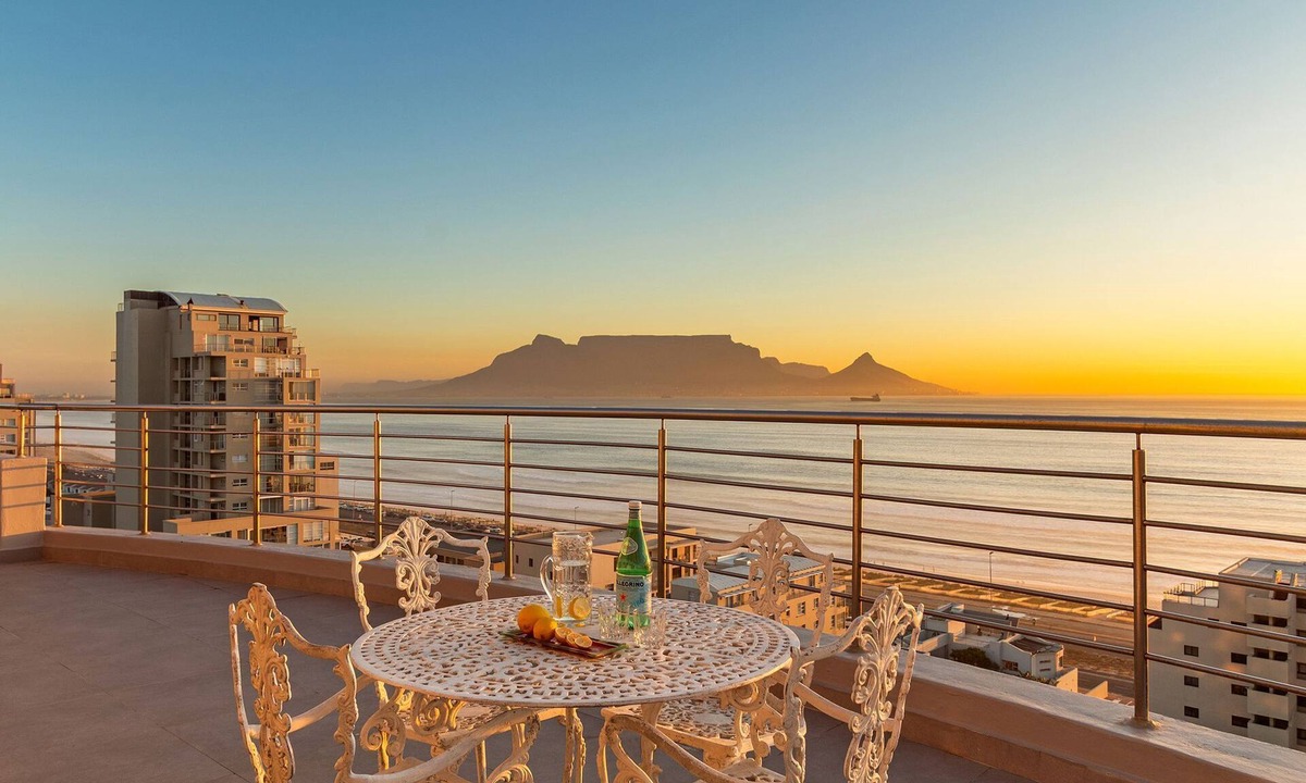 Bloubergstrand Apartment | Atlantic Terraces Penthouse