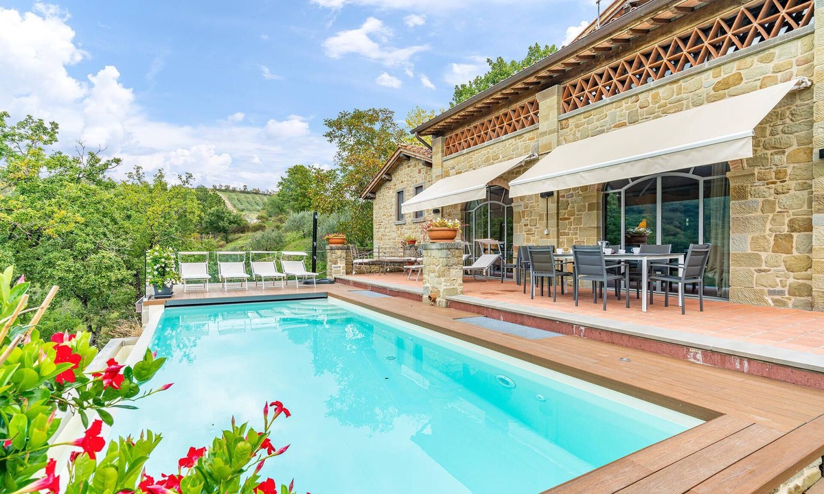 Porrena House | Awesome home in Poppi with private swimming pool, can be inside or outside