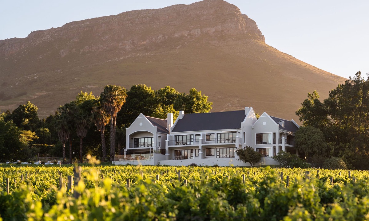 Cape Winelands Cabin | Banhoek Lodge