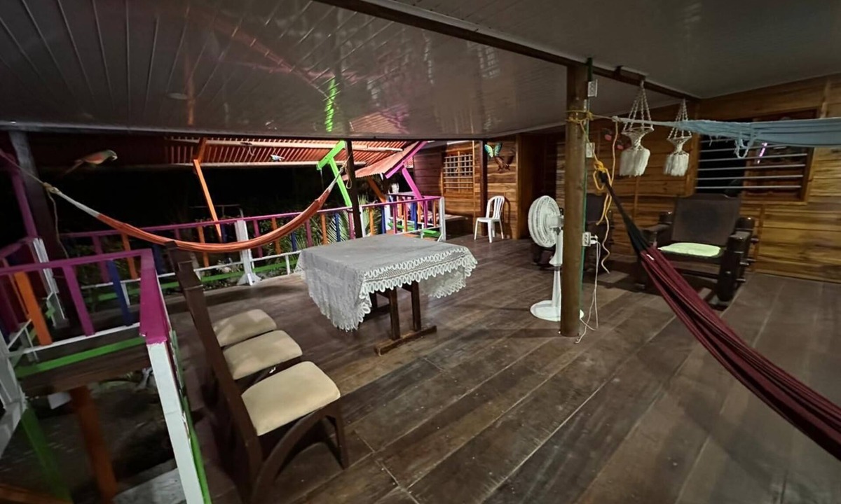 Crespo Cabin | Beachfront cottage- north of cartagena-ideal for family-comfort and relaxation