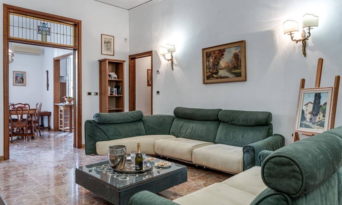 Campo di Marte Apartment | Beautiful and spacious modern apartment in Florence, located in the quiet and well-connected Campo di Marte area. Situated on the first floor, the apartment can accommodate up to 7 guests with 2 double beds and 3 single bed, arranged across 4 bedrooms. I