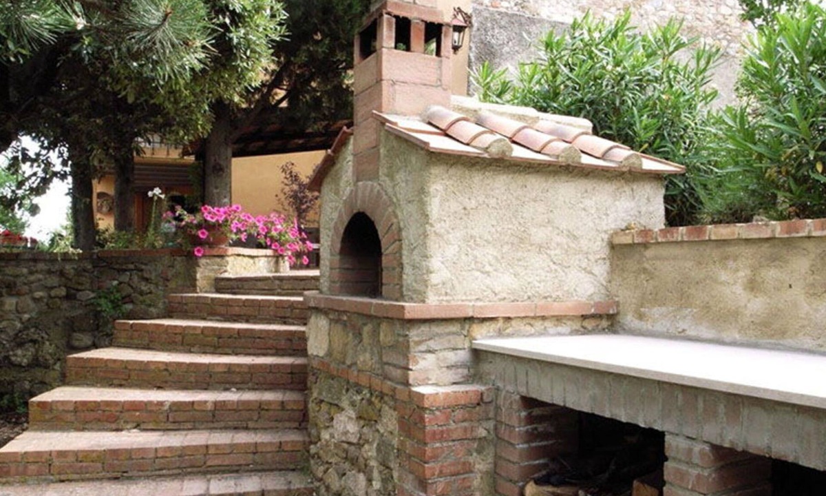 San Macario In Monte Apartment | Beautiful apartment for 4 guests with WIFI, pool, TV and panoramic view, close to San Gimignano
