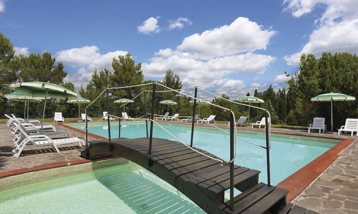 Terricciola House | Beautiful apartment in villa for 4 guests with pool, WIFI, terrace and pets allowed