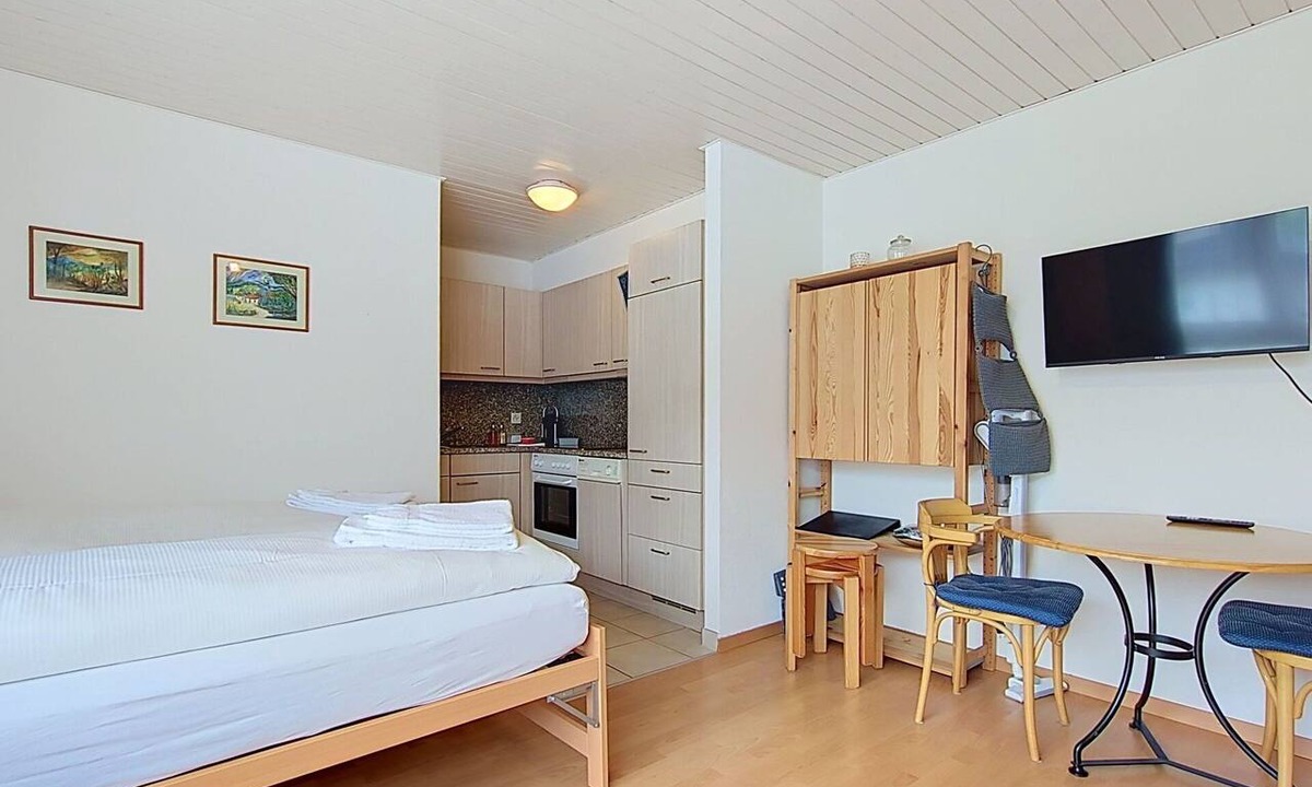 Davos-Dorf Apartment | Beautiful apartment for 2 guests with WIFI, TV, pets allowed and panoramic view